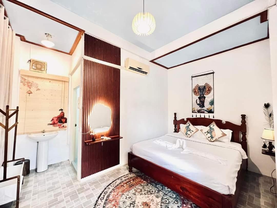 Vangvieng Pool House Hotel Ванг-Виенг Экстерьер фото