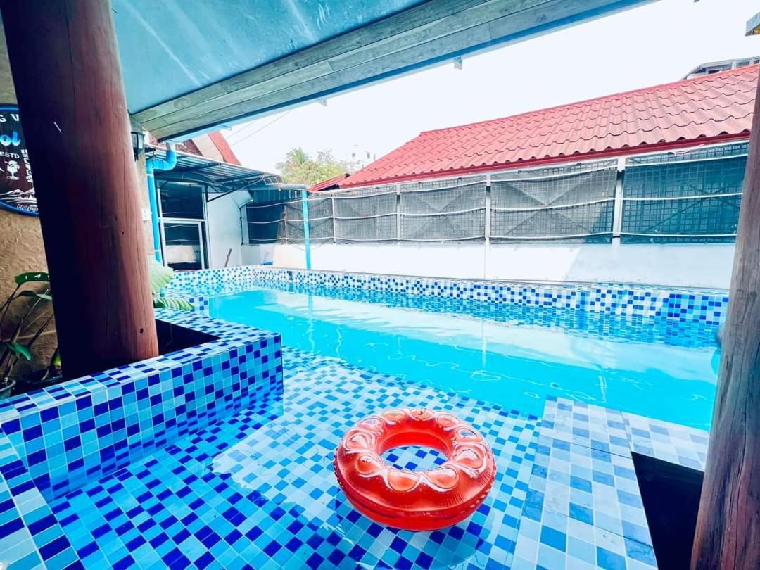 Vangvieng Pool House Hotel Ванг-Виенг Экстерьер фото