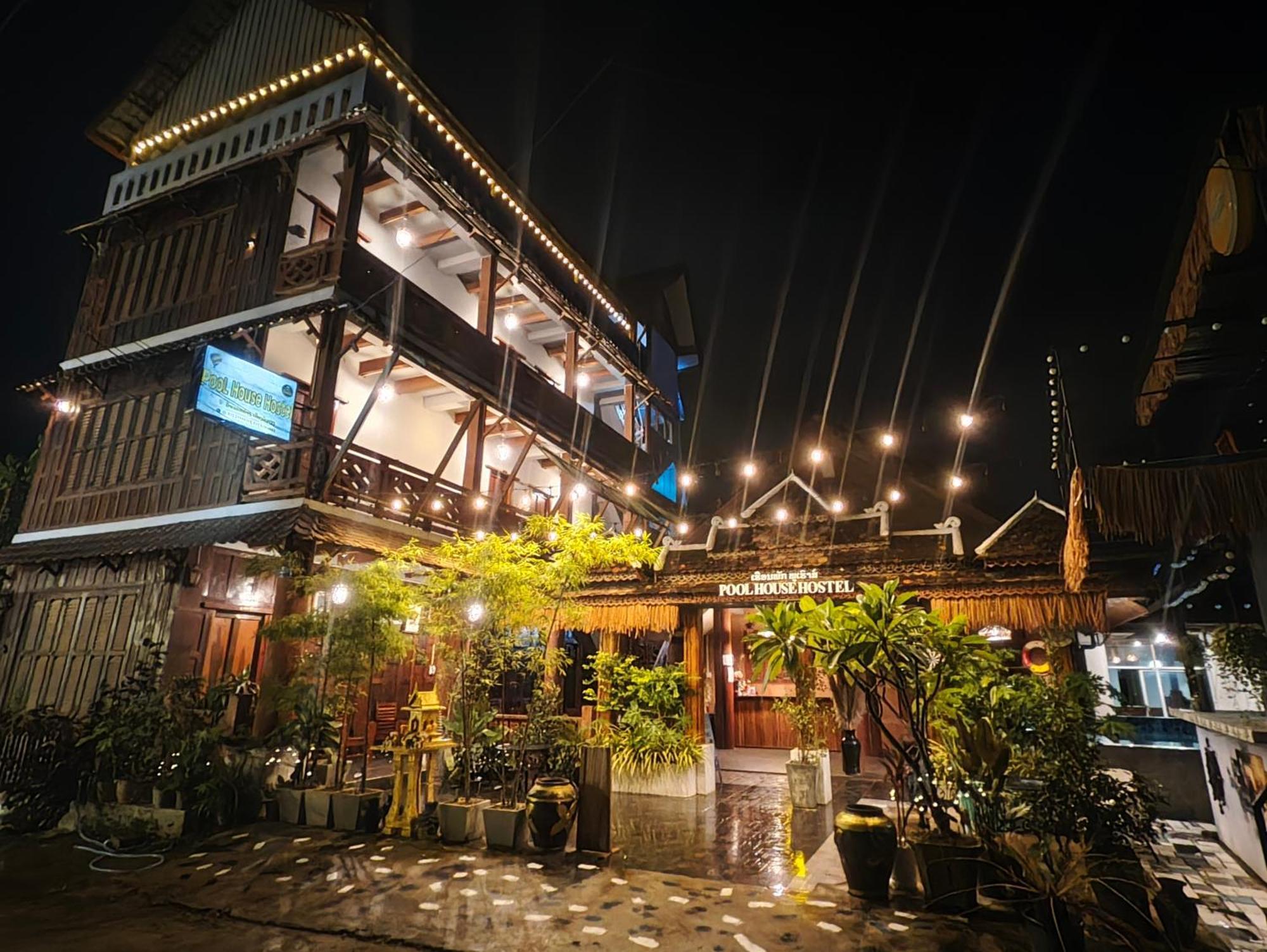 Vangvieng Pool House Hotel Ванг-Виенг Экстерьер фото